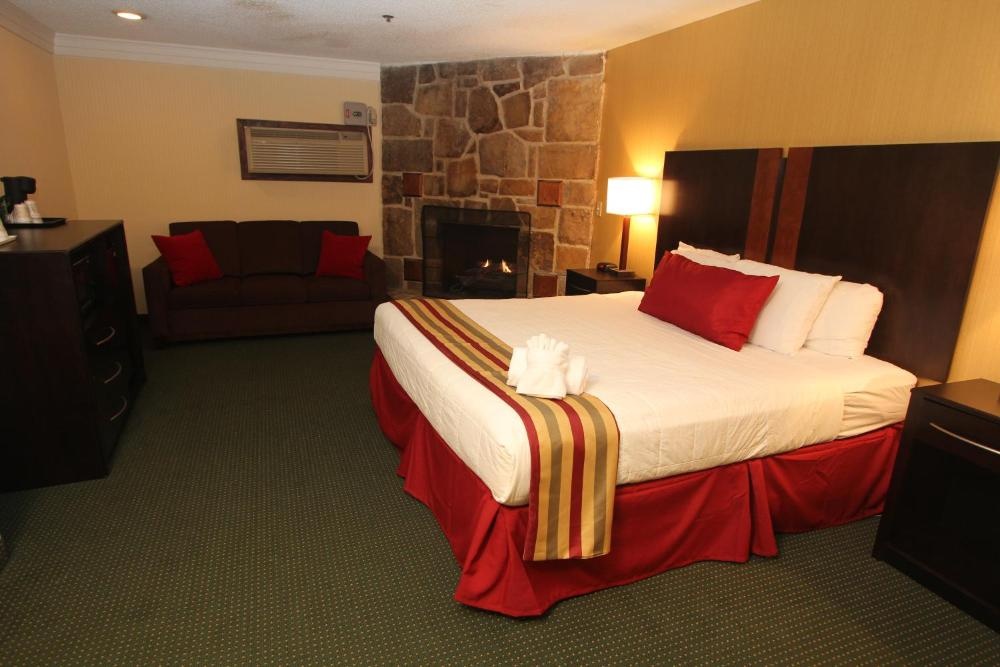 Black Bear Inn & Suites